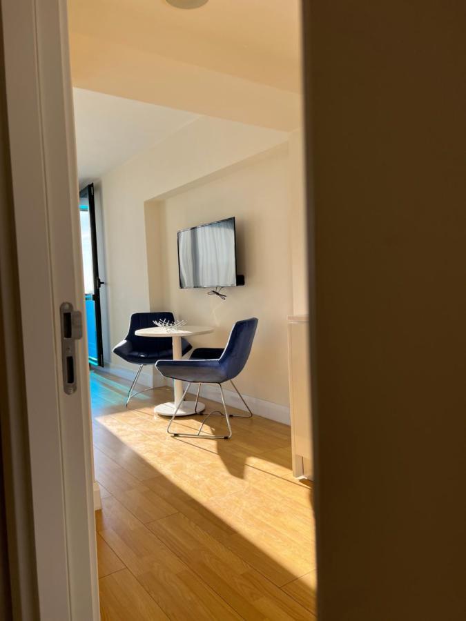 Orbi City Aparthotel Black Sea View บาทูมิ ภายนอก รูปภาพ