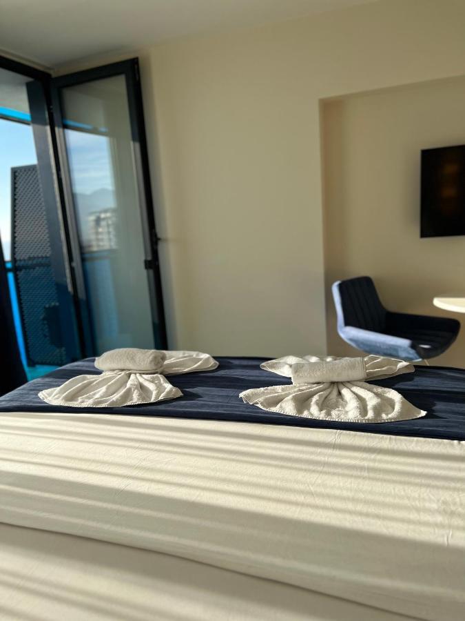 Orbi City Aparthotel Black Sea View บาทูมิ ภายนอก รูปภาพ