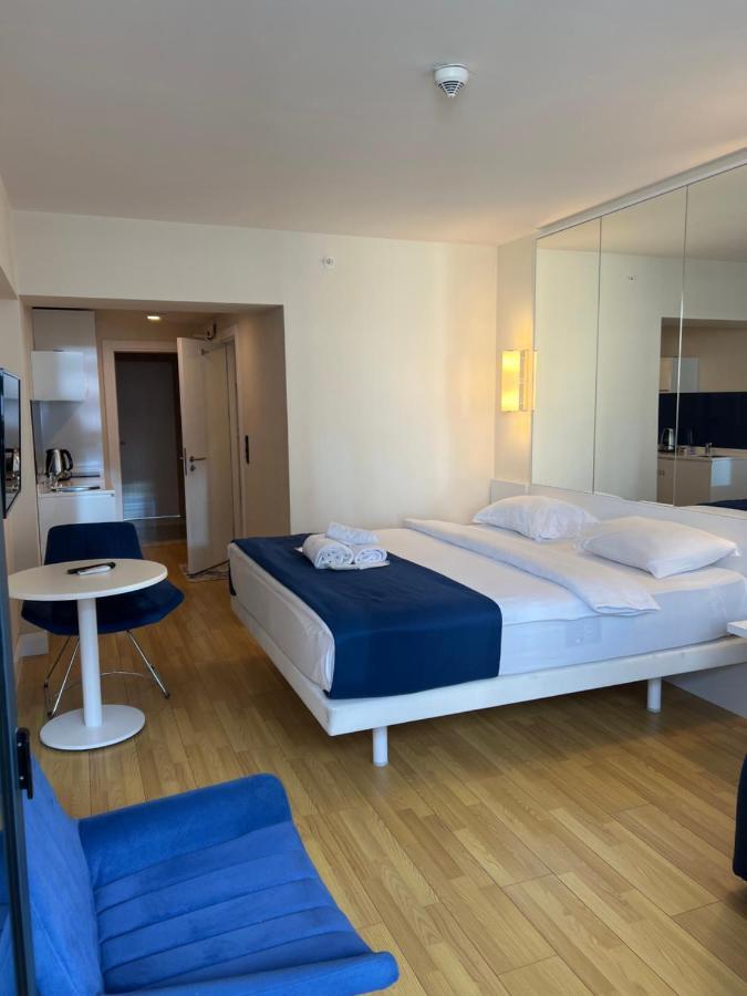 Orbi City Aparthotel Black Sea View บาทูมิ ภายนอก รูปภาพ