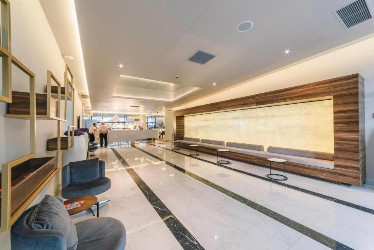 Orbi City Aparthotel Black Sea View บาทูมิ ภายนอก รูปภาพ
