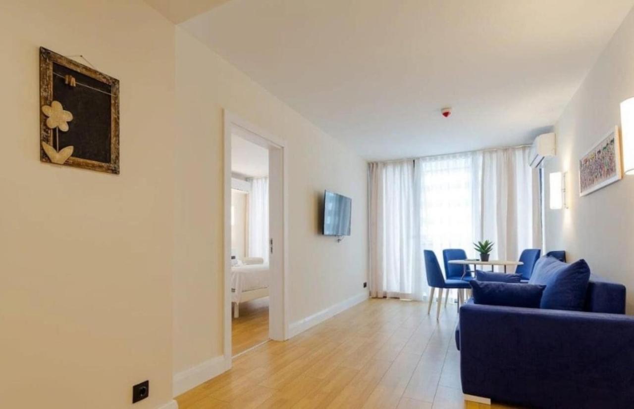 Orbi City Aparthotel Black Sea View บาทูมิ ภายนอก รูปภาพ