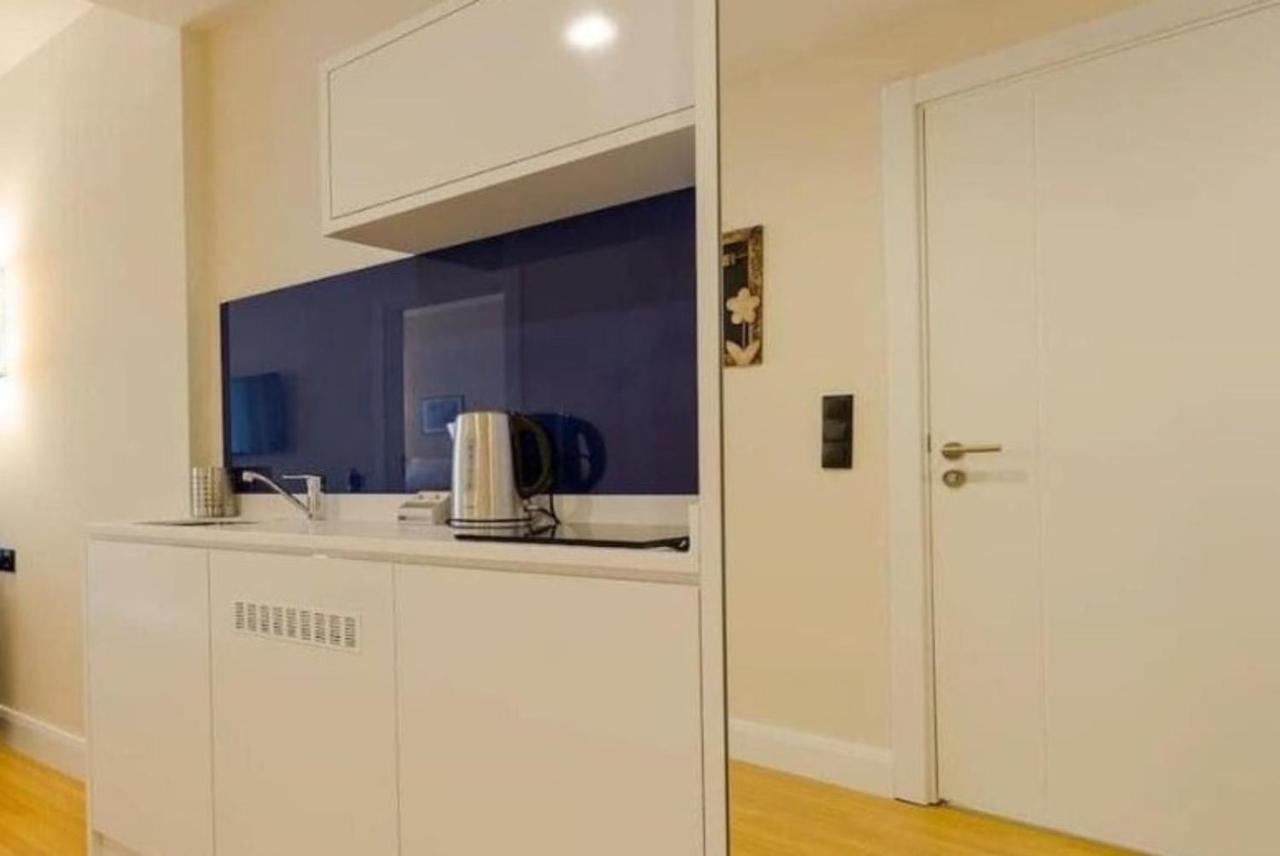 Orbi City Aparthotel Black Sea View บาทูมิ ภายนอก รูปภาพ